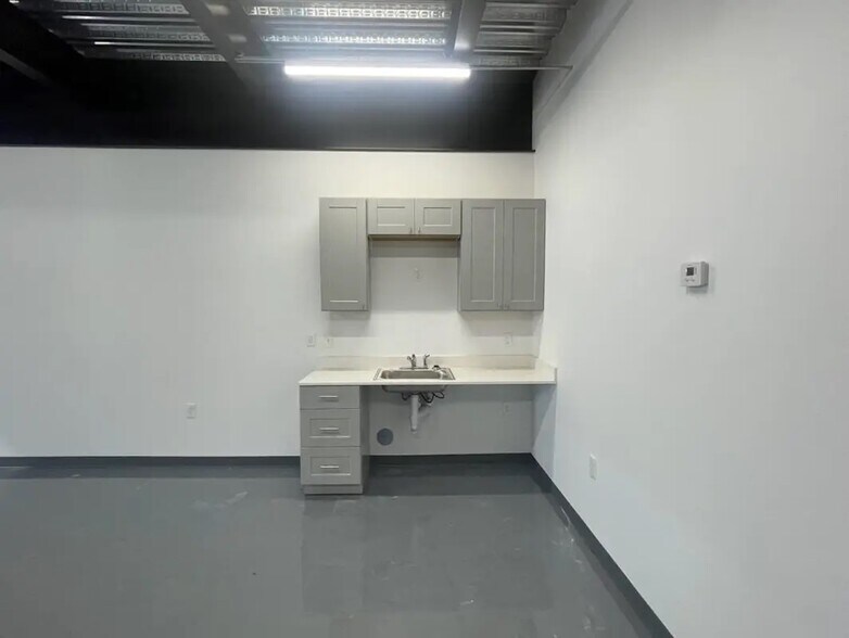 More Photos Of 2601 TX-121, Lewisville Light Distribution For Lease