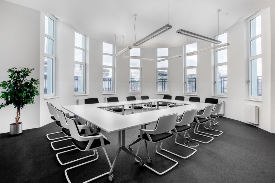 More Photos Of 6720-6740 Fort Dent Way, Tukwila Coworking Space