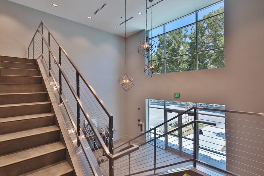 More Photos Of 25425 Orchard Village Rd, Santa Clarita Medical For Sale