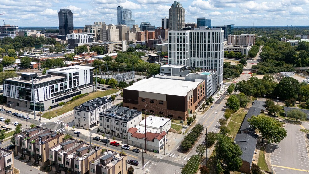 More Photos Of 416 W South St, Raleigh Storefront For Lease