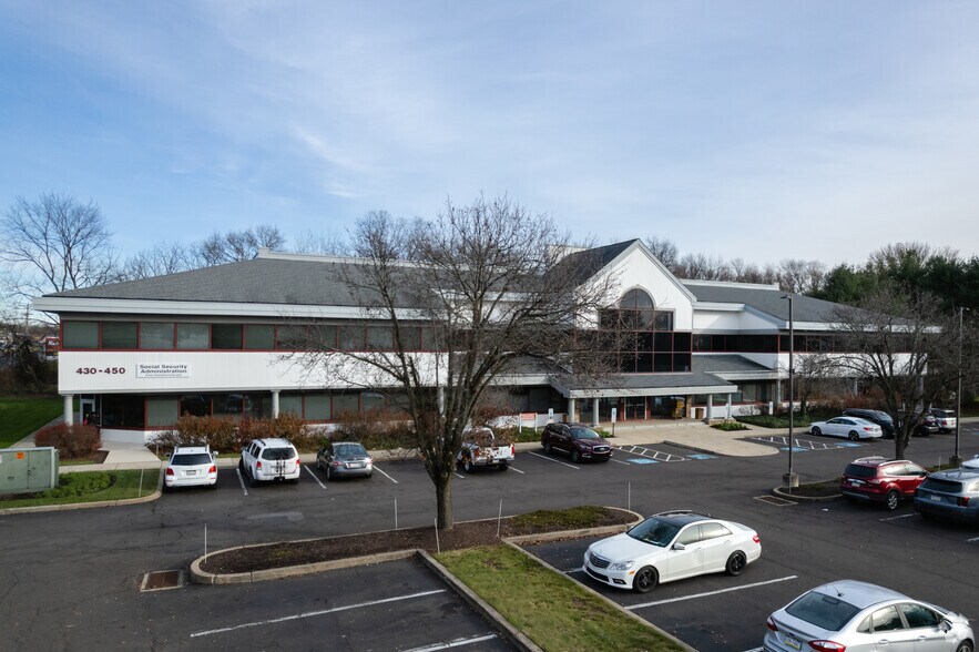 More Photos Of 430-450 Lincoln Hwy, Fairless Hills Office For Lease