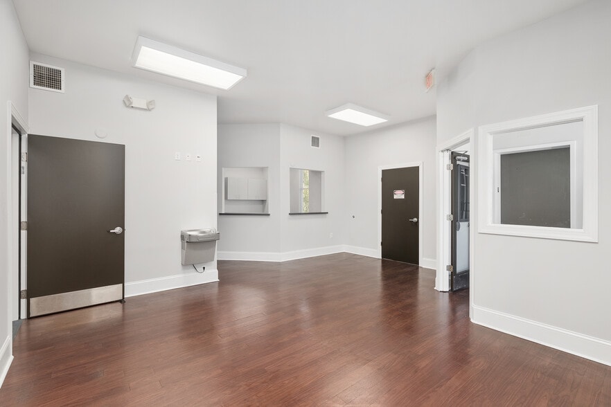 More Photos Of 1014 NW 57th St, Gainesville Medical For Lease