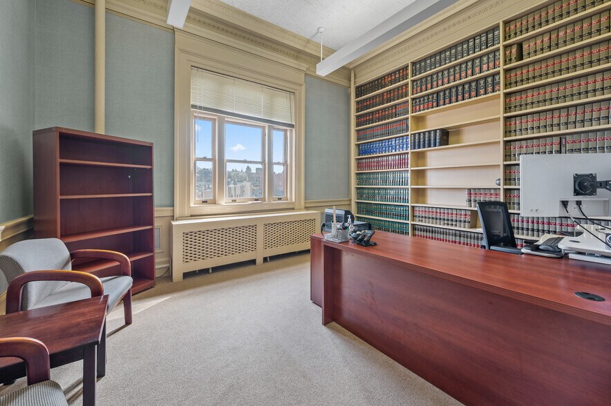 More Photos Of 24 W 6th Ave, Helena Office For Lease