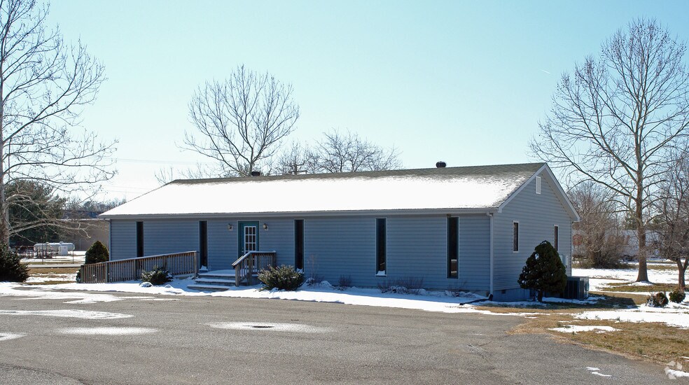 More Photos Of 102 Industrial Blvd, Toano Office For Sale