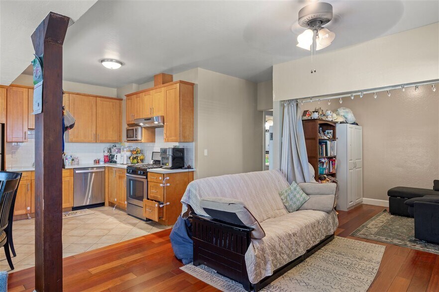 More Photos Of 321 Grand Blvd, San Mateo Multifamily For Sale