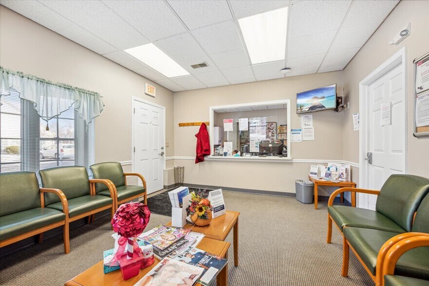 More Photos Of 301-302 Towne Centre Dr, Hillsborough Medical For Sale