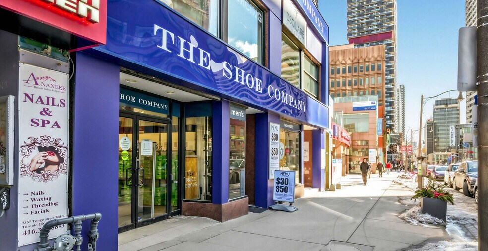 More Photos Of 2353-2355 Yonge St, Toronto Storefront For Lease