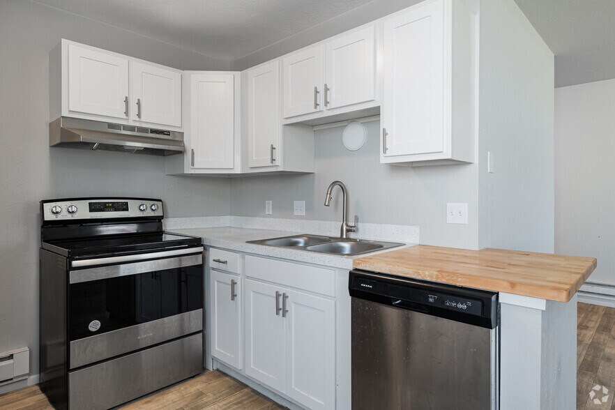 More Photos Of 1775 W 4800 S, Roy Apartments For Sale