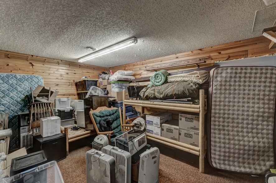 More Photos Of 1116 N 5th St, Custer Trailer Camper Park For Sale