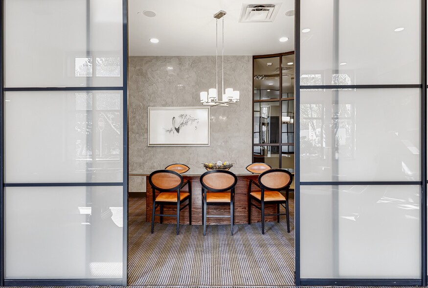 More Photos Of 1133 Lake Washington Blvd, Renton Apartments For Lease