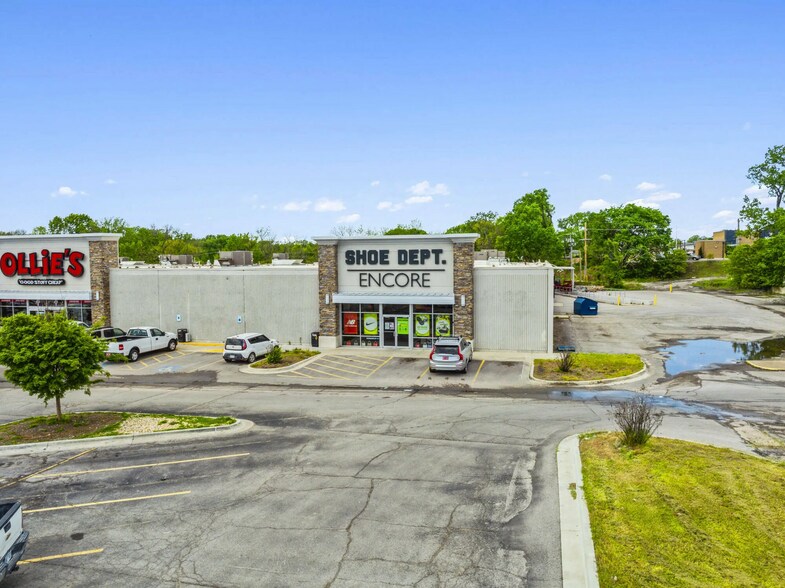 More Photos Of 501 SE Washington Blvd, Bartlesville Storefront For Sale