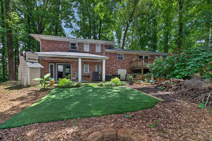 More Photos Of 3343 Dogwood Ln NW, Acworth Flex For Sale