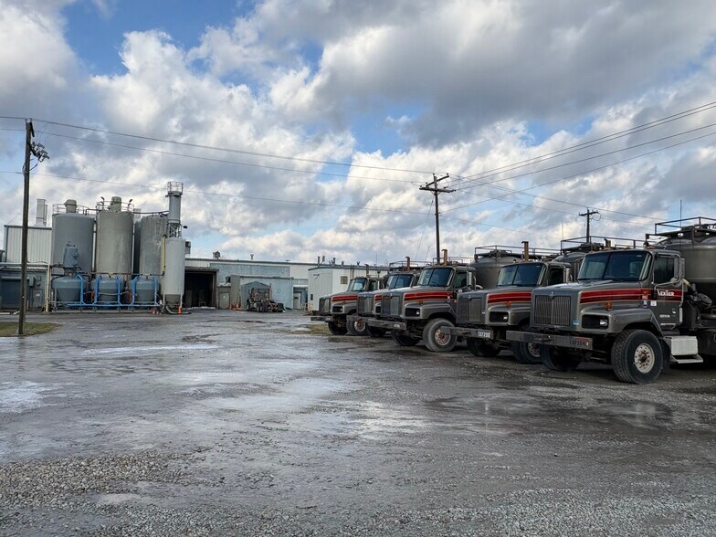 More Photos Of 2198 University Dr, Lemont Furnace Manufacturing For Sale