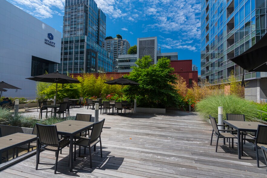 More Photos Of 1800 9th Ave, Seattle Office For Lease