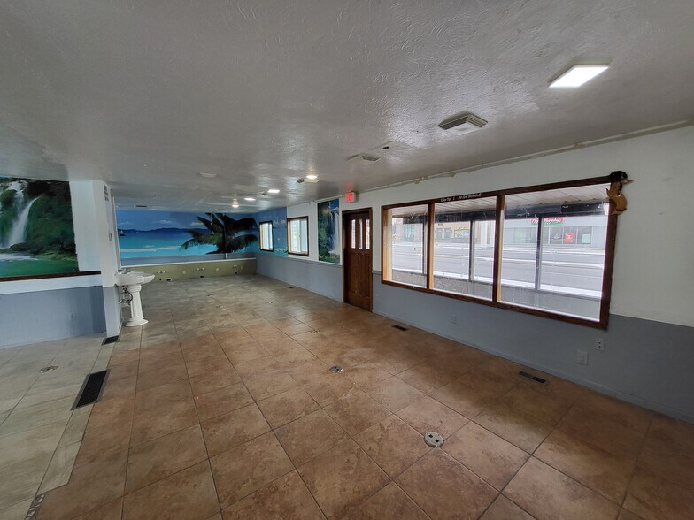 More Photos Of 1587 E 17th St, Idaho Falls Office For Lease