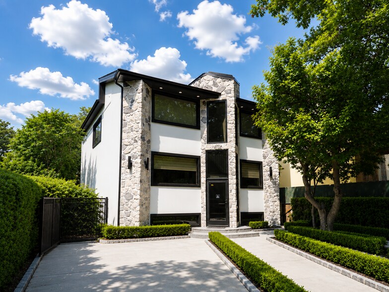 More Photos Of 1444 Clove Rd, Staten Island Office For Lease
