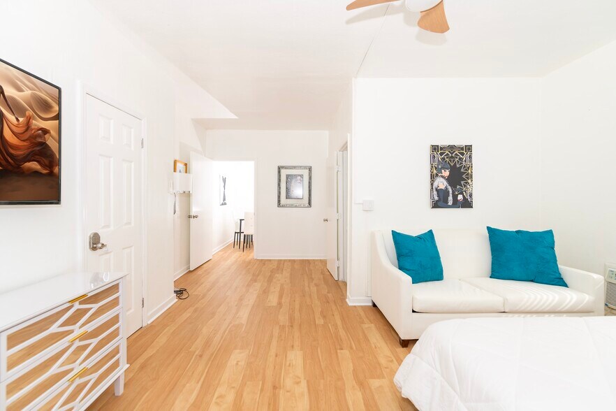 More Photos Of 545 Michigan Ave, Miami Beach Apartments For Sale