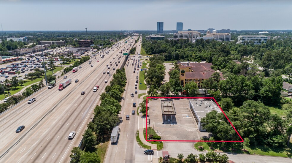 More Photos Of 28677 I-45, Spring Service Station For Sale