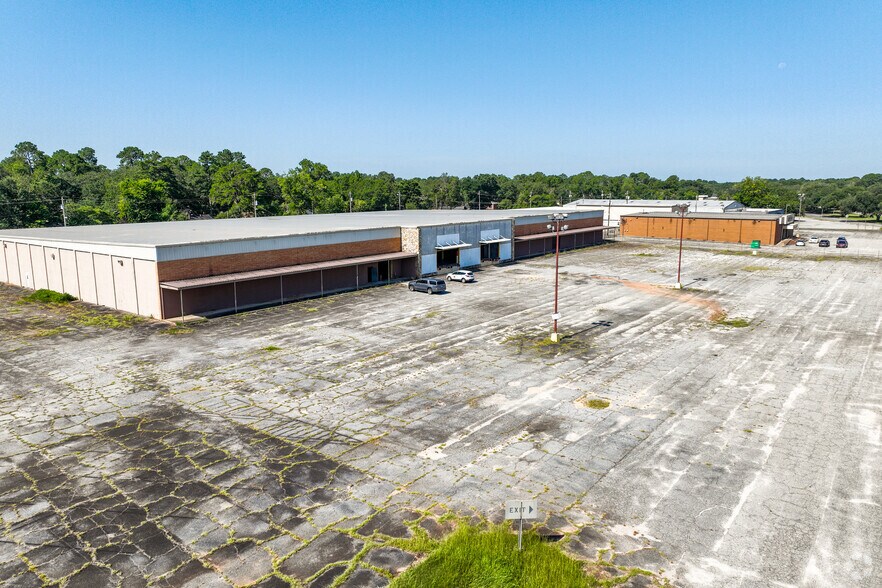 More Photos Of 1420 W Broad Ave, Albany Warehouse For Sale