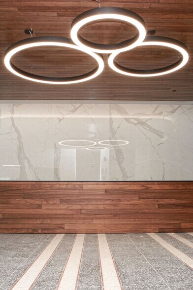 More Photos Of 21 N Greenwood Ave, Tulsa Office For Lease