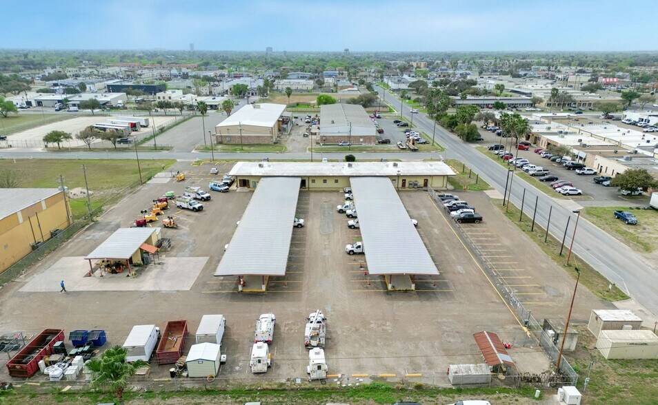 More Photos Of 2120 Redbud Ave, McAllen Service For Sale