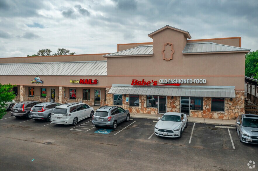 More Photos Of 12415 Bandera Rd, Helotes General Retail For Sale