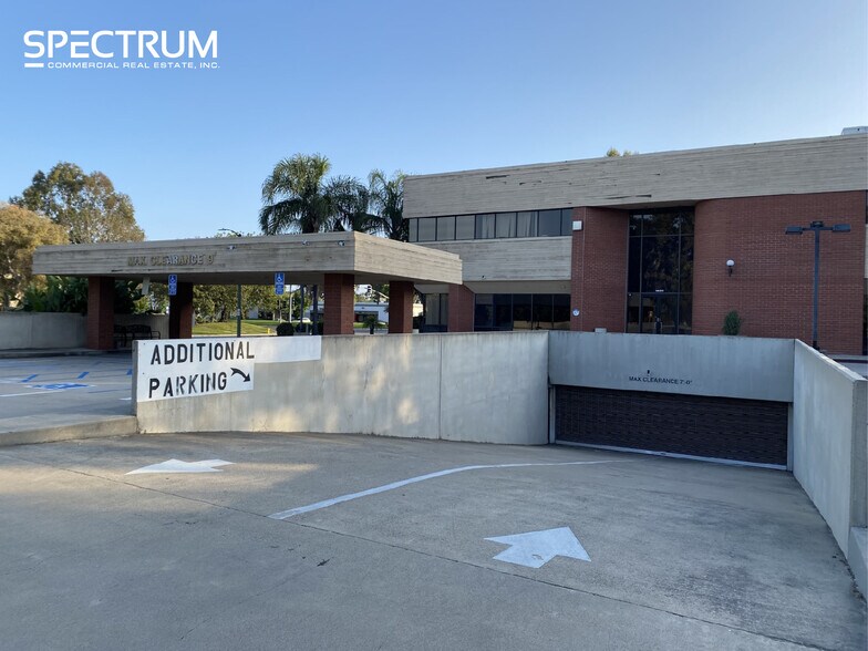 More Photos Of 14511 Franklin Ave, Tustin Office For Lease