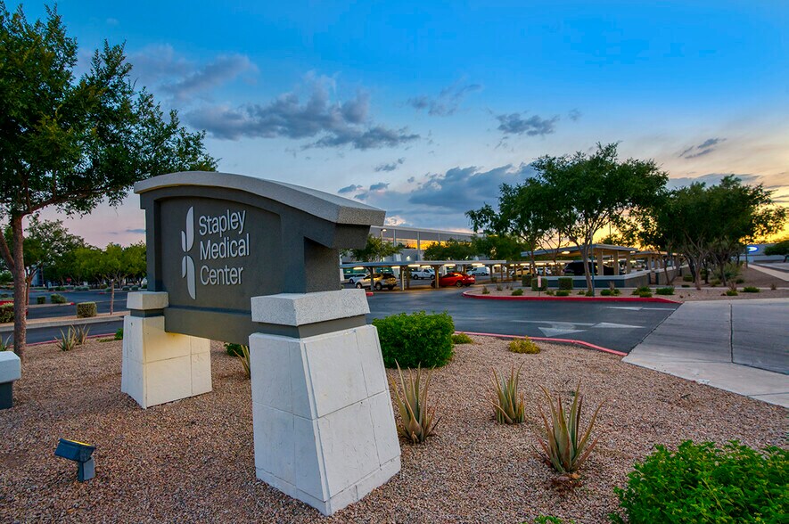 More Photos Of 1910 S Stapley Dr, Mesa Medical For Lease