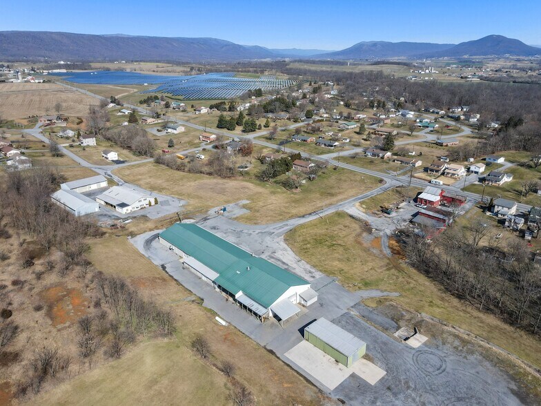 More Photos Of 12258 Buchanan Trl W, Mercersburg Flex For Lease