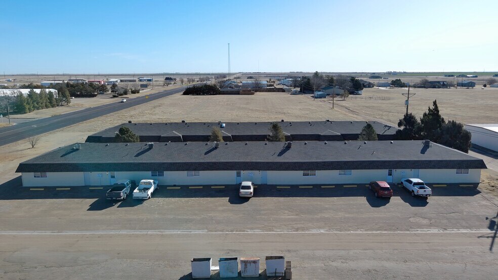 More Photos Of 1725 E 1st St, Dumas Multifamily For Sale