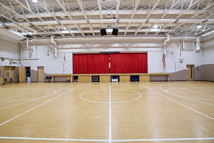More Photos Of 6541 16TH Ave S, Richfield Schools For Lease