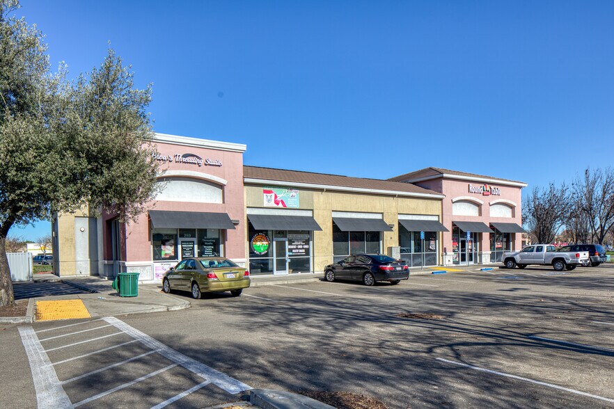 More Photos Of , Manteca General Retail For Sale