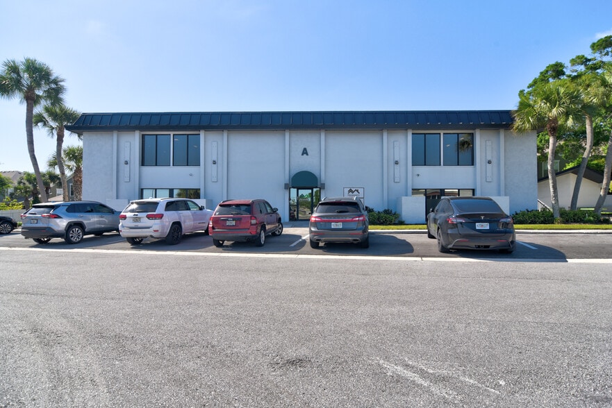More Photos Of 12945 Seminole Blvd, Largo Office For Lease