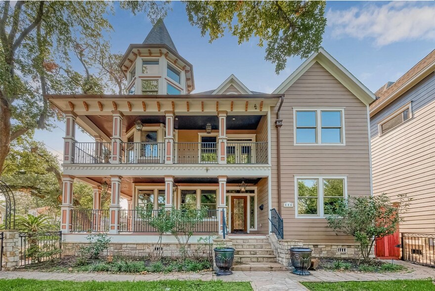 More Photos Of 446 Heights Blvd, Houston Office Residential For Sale