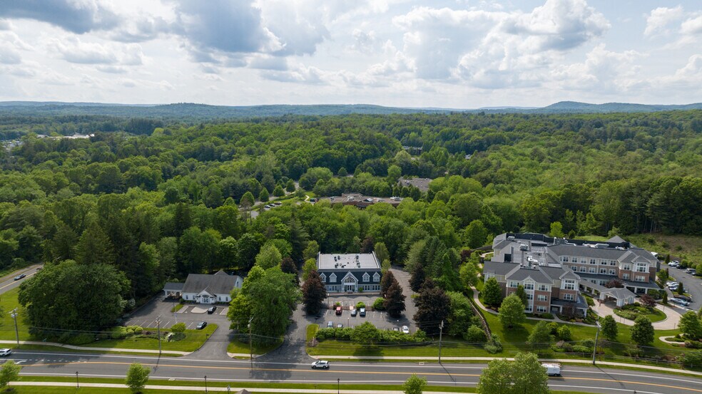 More Photos Of 111 Simsbury Rd, Avon Medical For Lease