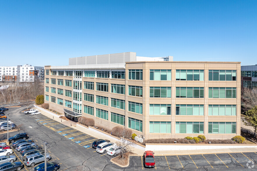 Primary Photo Of 30 Corporate Dr, Burlington Office For Lease