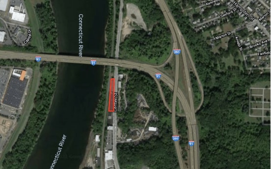 More Photos Of 590-628 Center St, Chicopee Warehouse For Lease