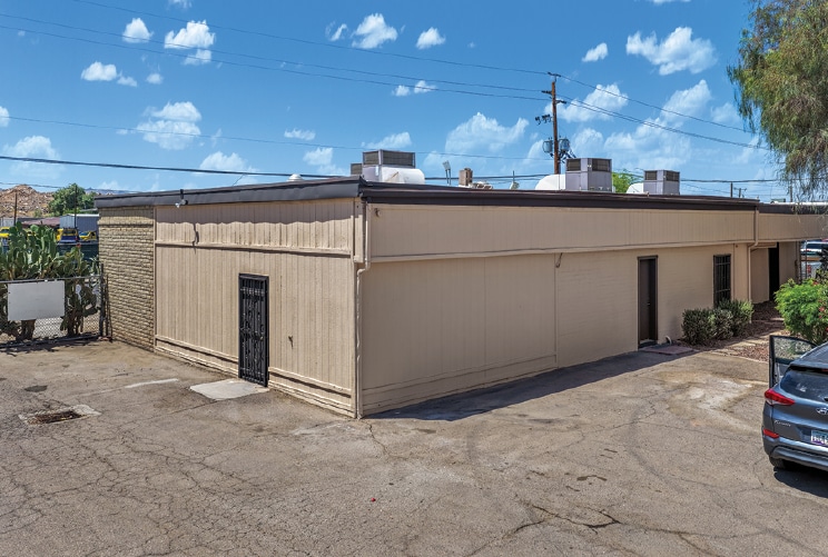 More Photos Of 1210 W Watkins St, Phoenix Warehouse For Sale
