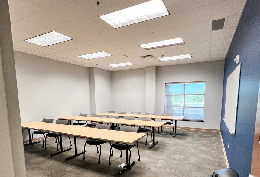 More Photos Of 2324 Research Park Way, Brookings Office For Sale