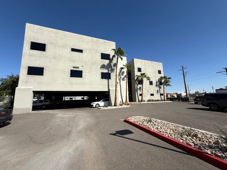 More Photos Of 4602 N 16th St, Phoenix Medical For Lease