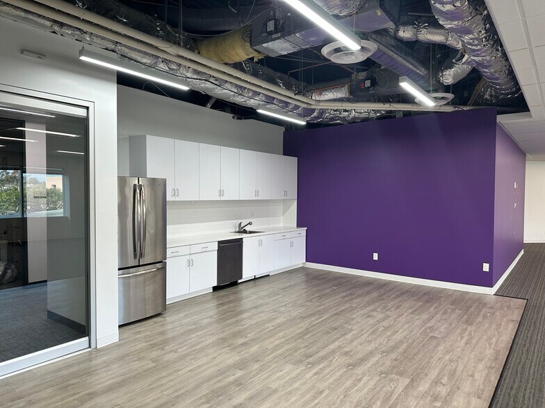 More Photos Of 7 Corporate Park, Irvine Office For Lease