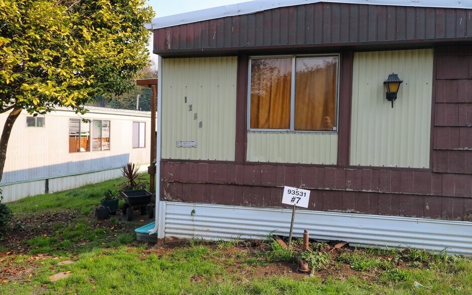 More Photos Of 93531 Coal Bank Ln, Coos Bay Manufactured Housing Mobile Home Park For Sale