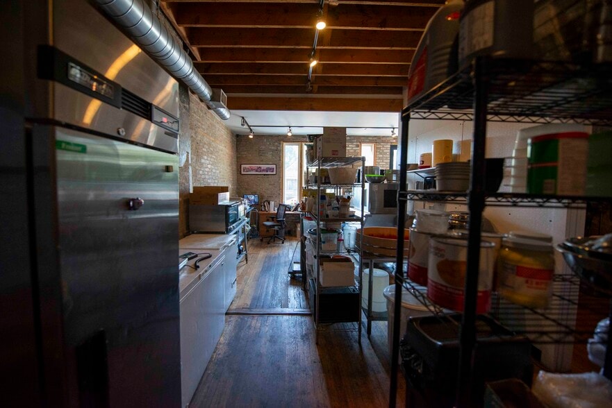 More Photos Of 1829 W Chicago Ave, Chicago Storefront Retail Residential For Lease