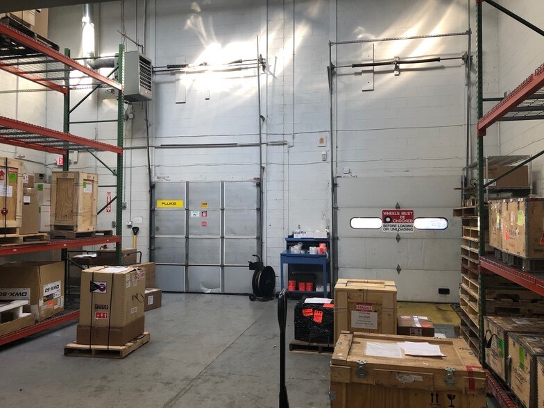 More Photos Of 85 Maple Ave, Stoneham Warehouse For Lease