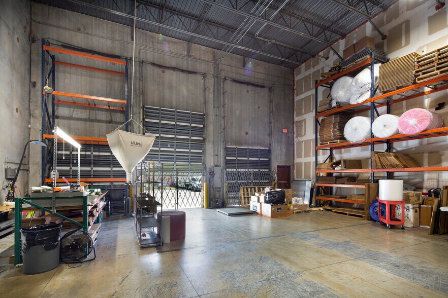 More Photos Of 3301-3389 NW 97th Ave, Miami Warehouse For Lease