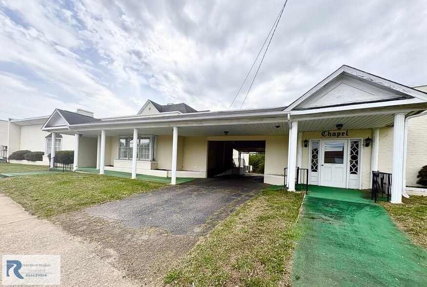 More Photos Of 2025 N Main St, Danville Religious Facility For Sale