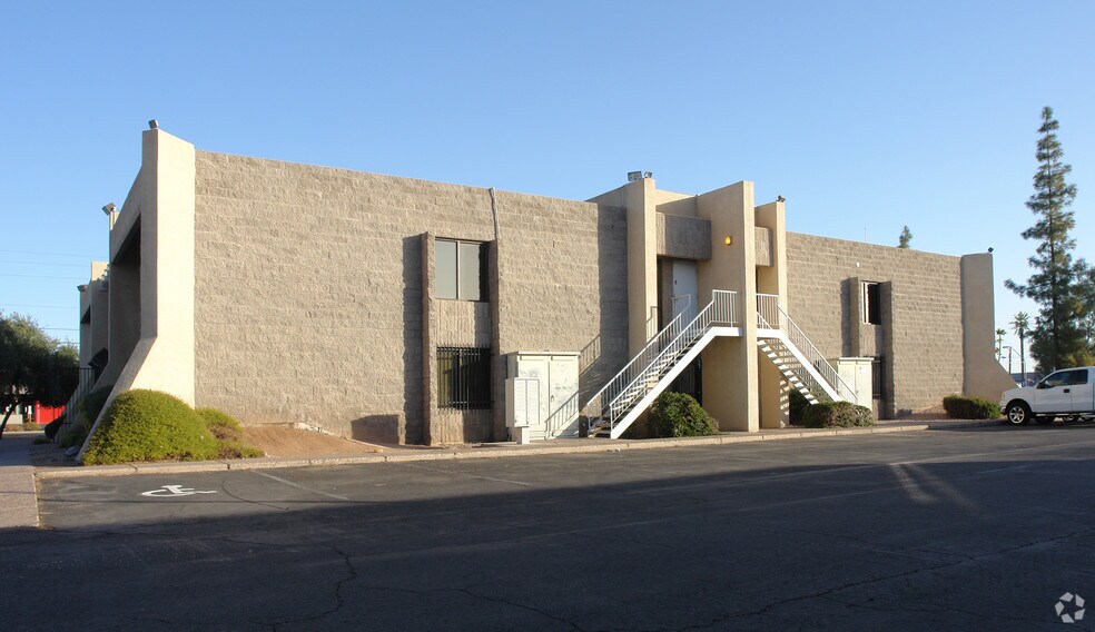More Photos Of 165 E Southern Ave, Mesa Loft Creative Space For Lease