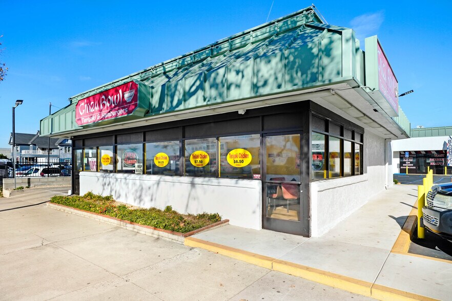 More Photos Of 1481-1489 W Holt Ave, Pomona Restaurant For Sale