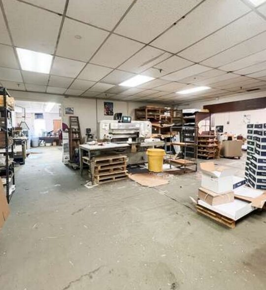 More Photos Of 733 W Hargett St, Raleigh Light Manufacturing For Sale