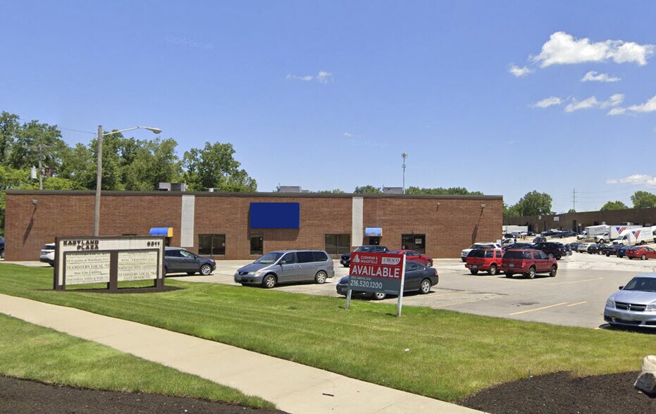 Primary Photo Of 6511 Eastland Rd, Brook Park Manufacturing For Lease